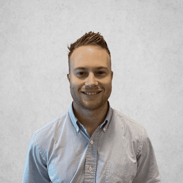 Professional headshot of Alex Wright