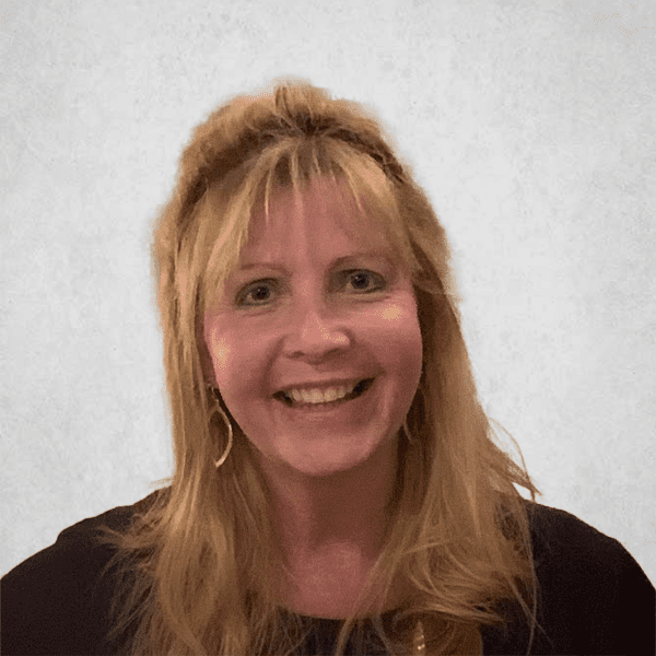 Professional headshot of Elizabeth Connol-Pond