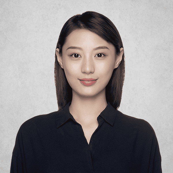 Professional headshot of Michelle (Sija) Chen