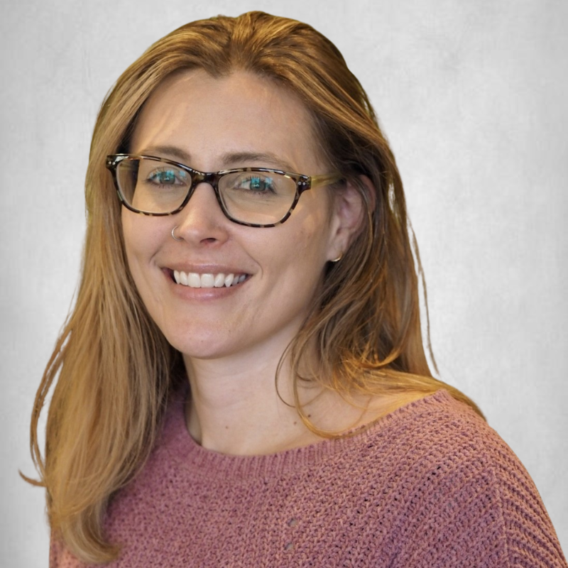 Professional headshot of Alyson Faires bio pic