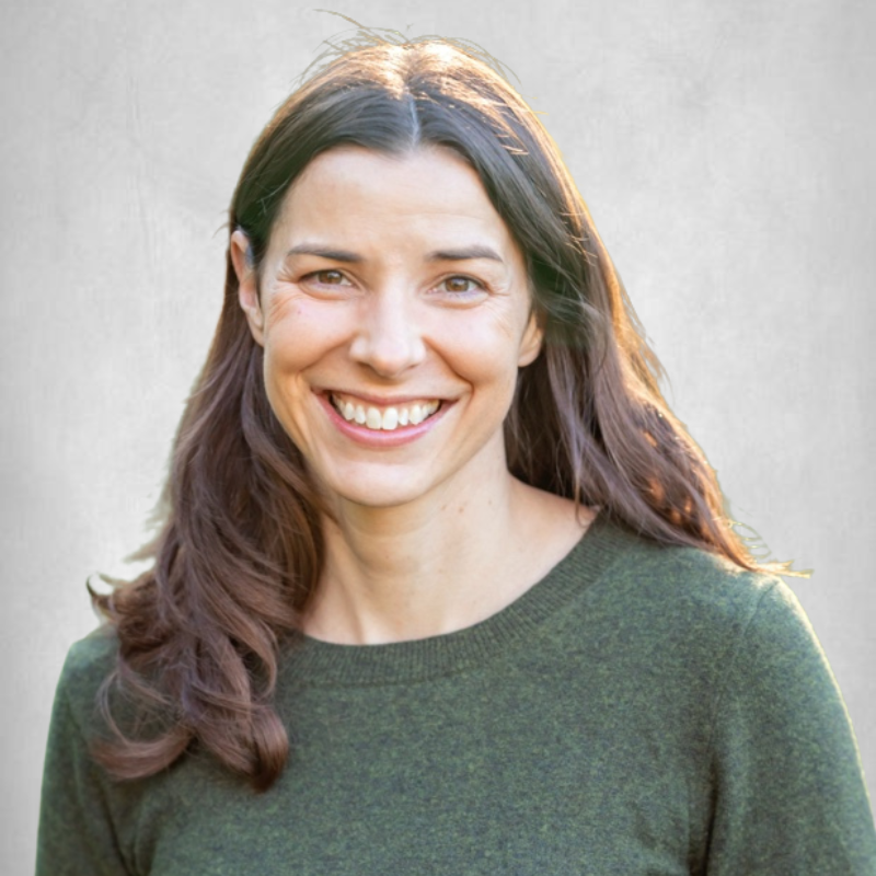 Professional headshot of Erin Cushing